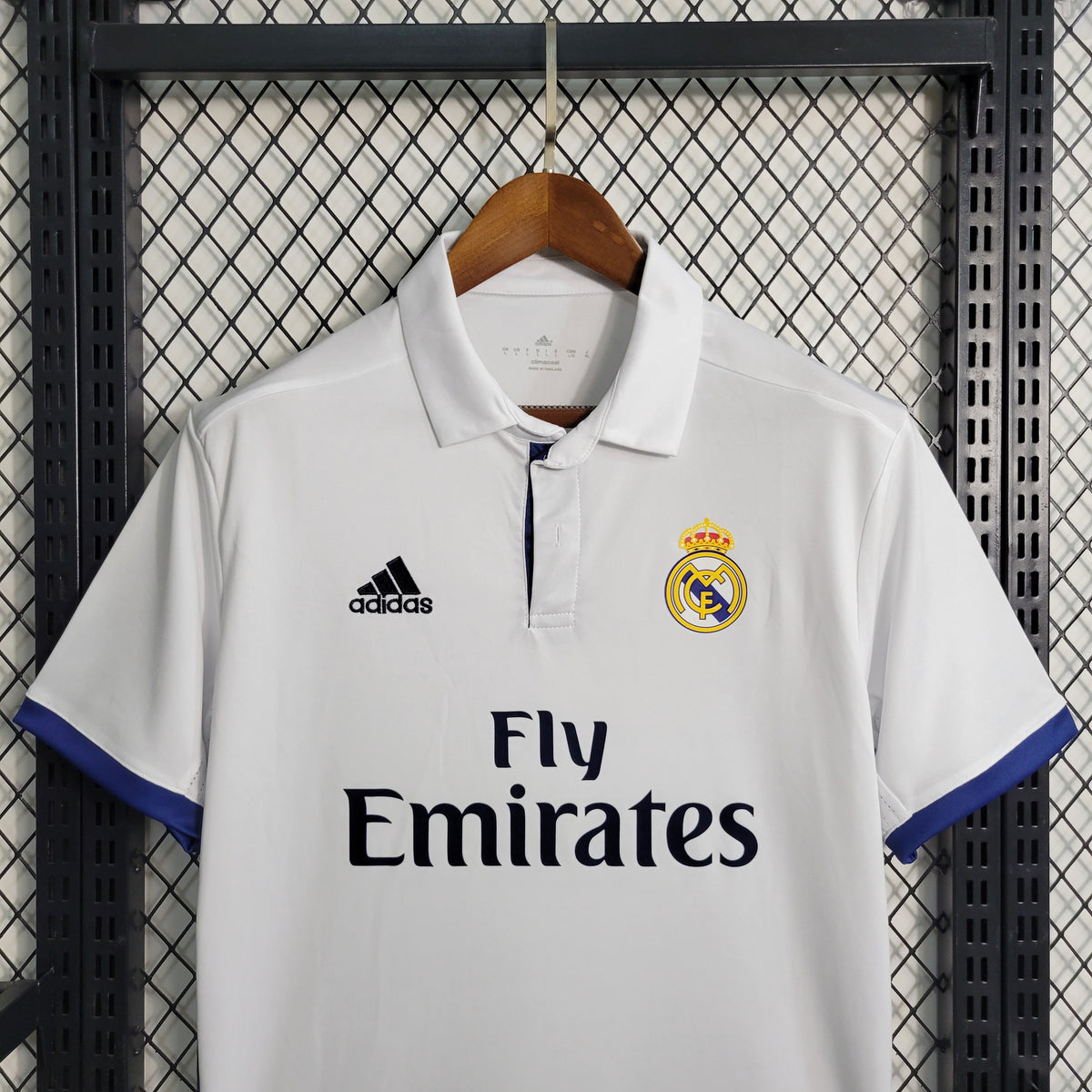 Camisa Real Madrid 2016/17 Retrô Home Masculina