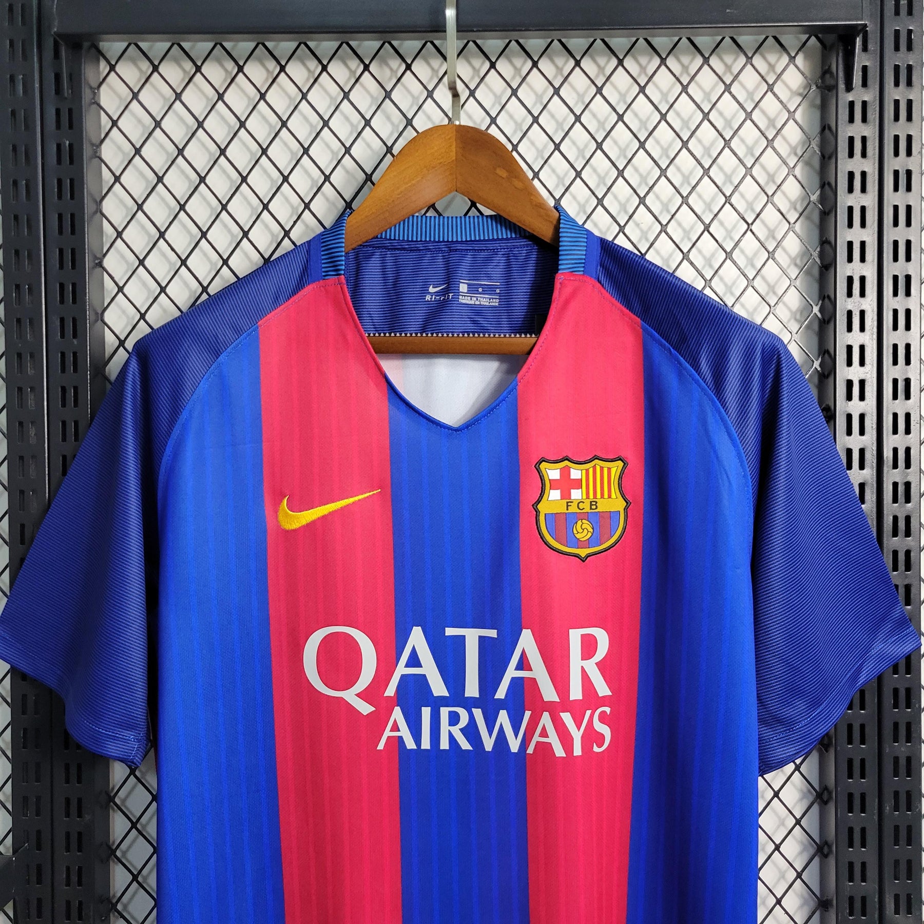 Camisa Barcelona Home (1) 2016/17  Retrô Masculina