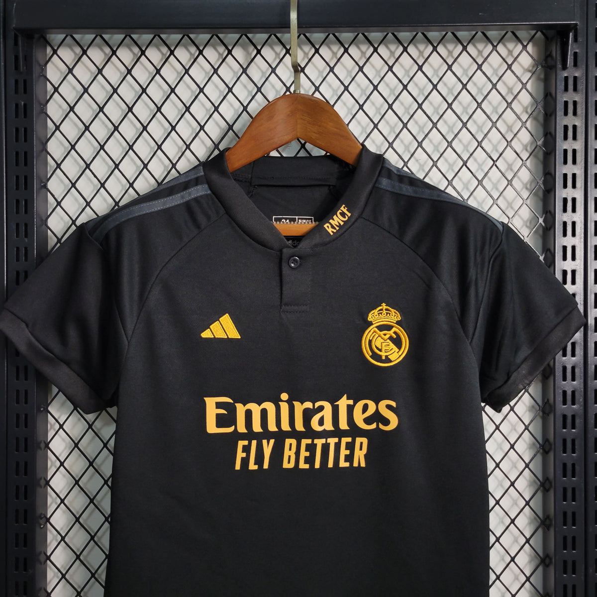 Uniforme do Real Madrid Third  (3) 2023/24 Adidas Infantil