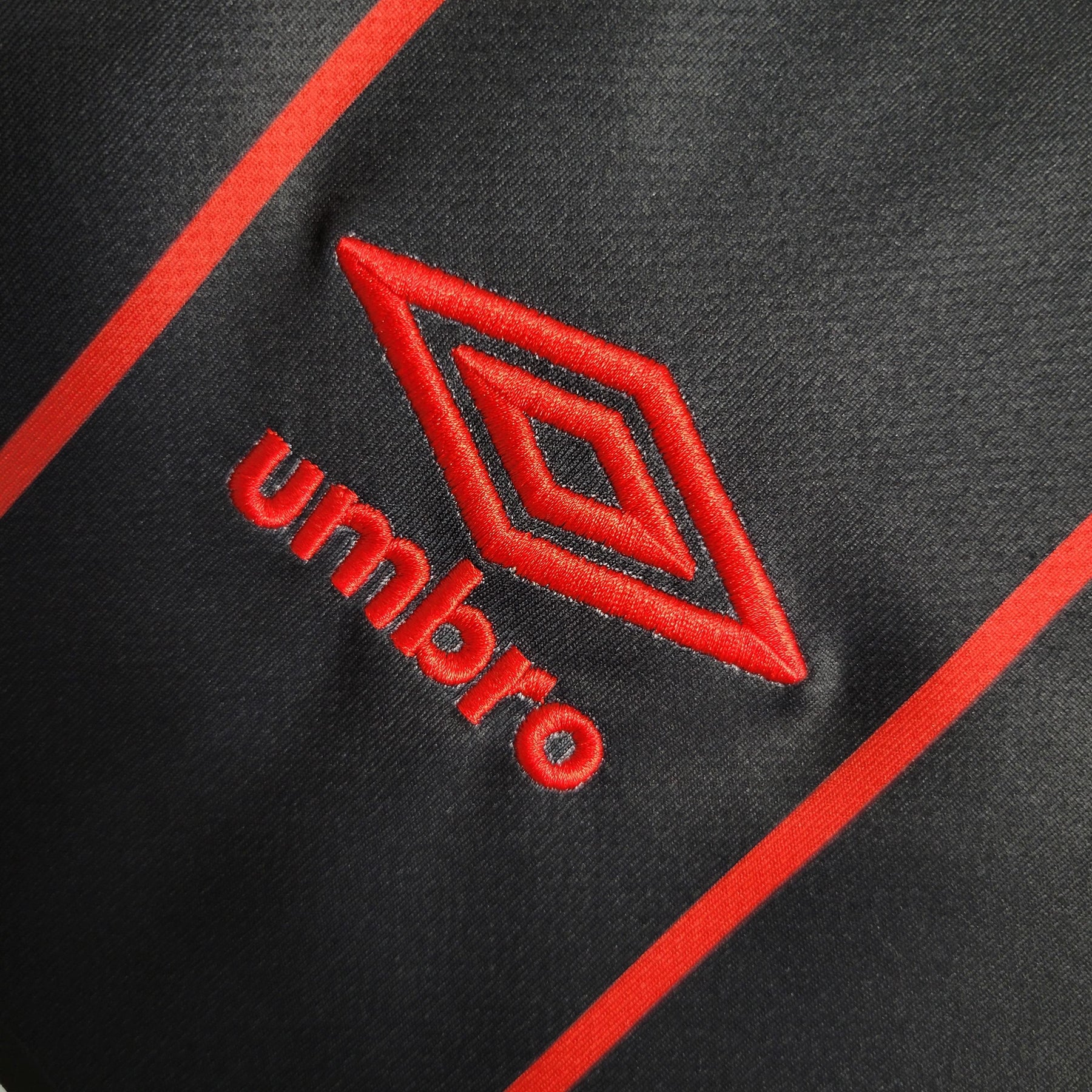 Camisa Atlhético Paranaense 2016/17  Umbro Retrô Masculina