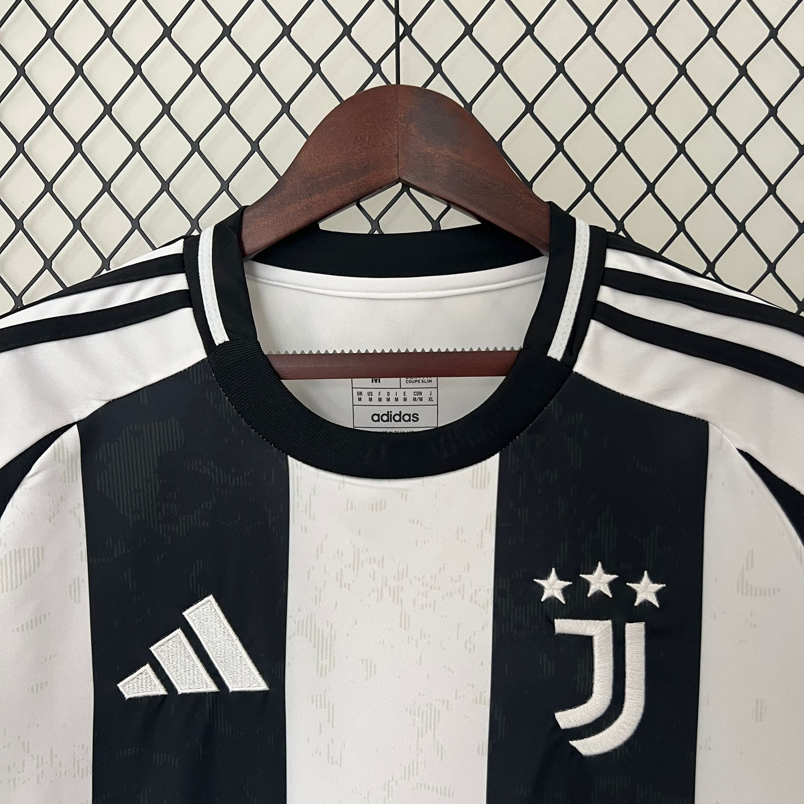 Camisa Juventus Home (1)  2024/25 Nike Torcedor Masculina