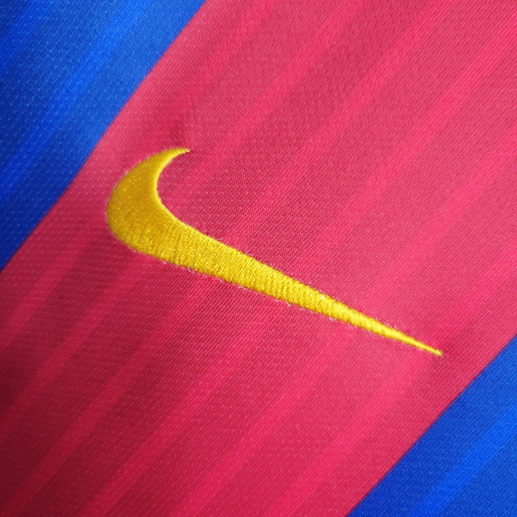 Camisa Barcelona Home (1) 2016/17  Retrô Masculina