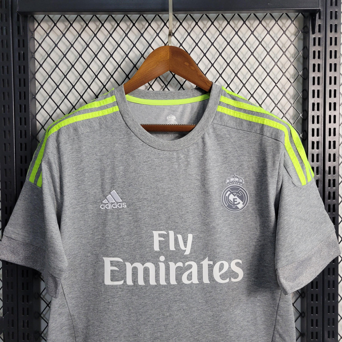 Camisa Real Madrid 2015/16 Adidas Retrô Away Masculina