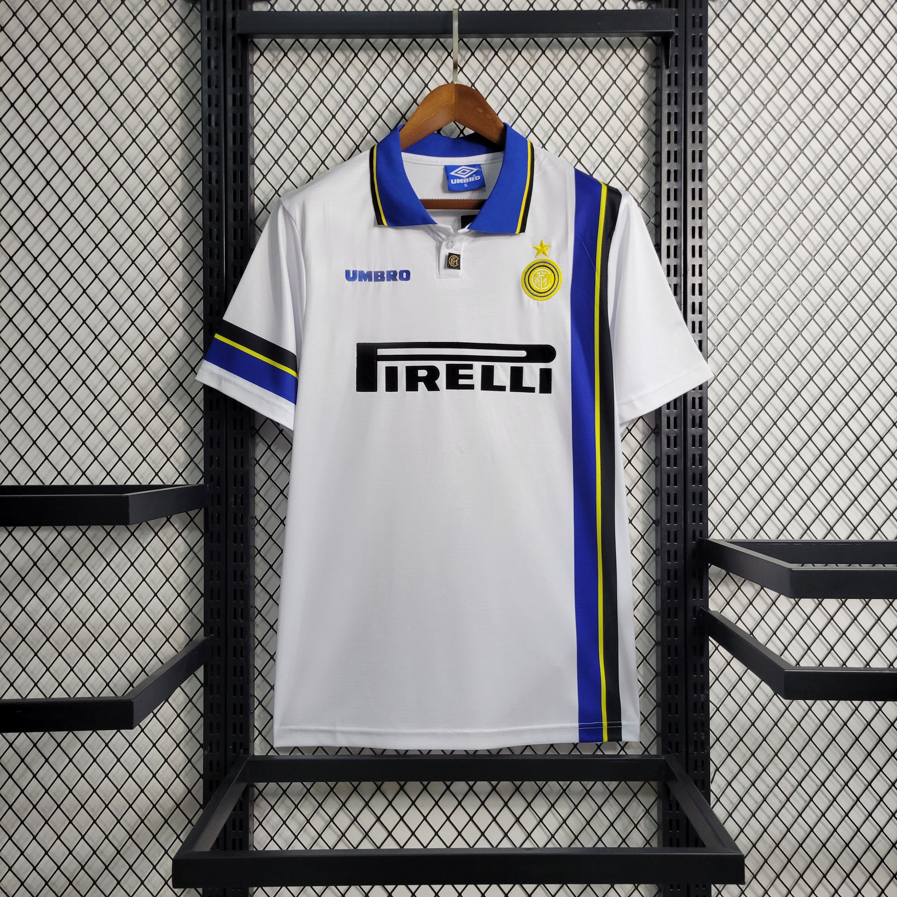 Camisa Inter de Milão Away (2) 1997/98 Umbro Retrô Masculina