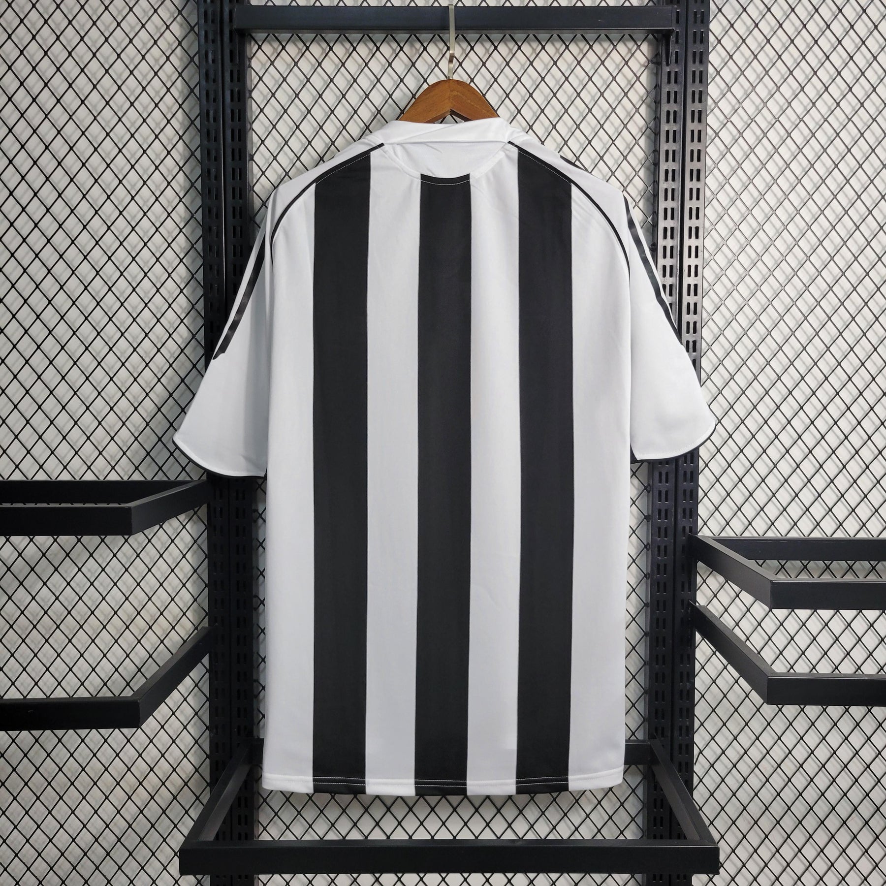 Camisa Newcastle United 2004/06 Adidas Retrô Masculina