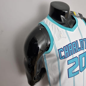 Regata Charlotte Hornets NBA 2022 Nike Association Edition Swingman Masculina