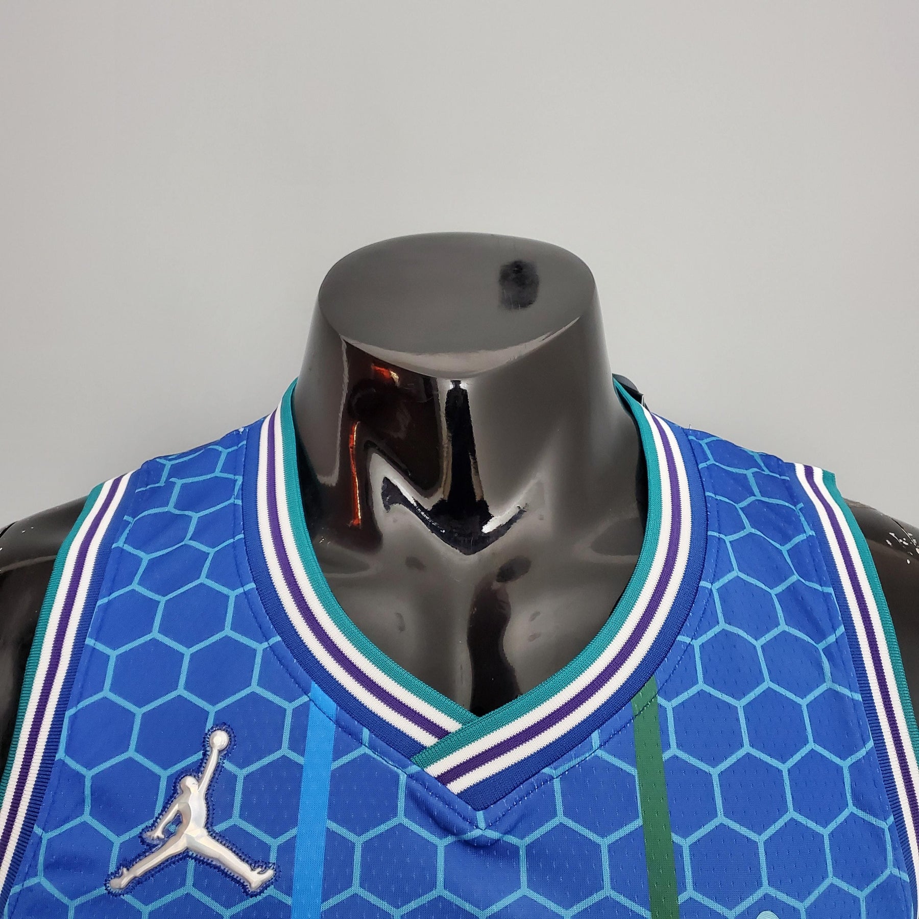 Regata Charlotte Hornets NBA 2022 Nike City Edition Swingman Masculina