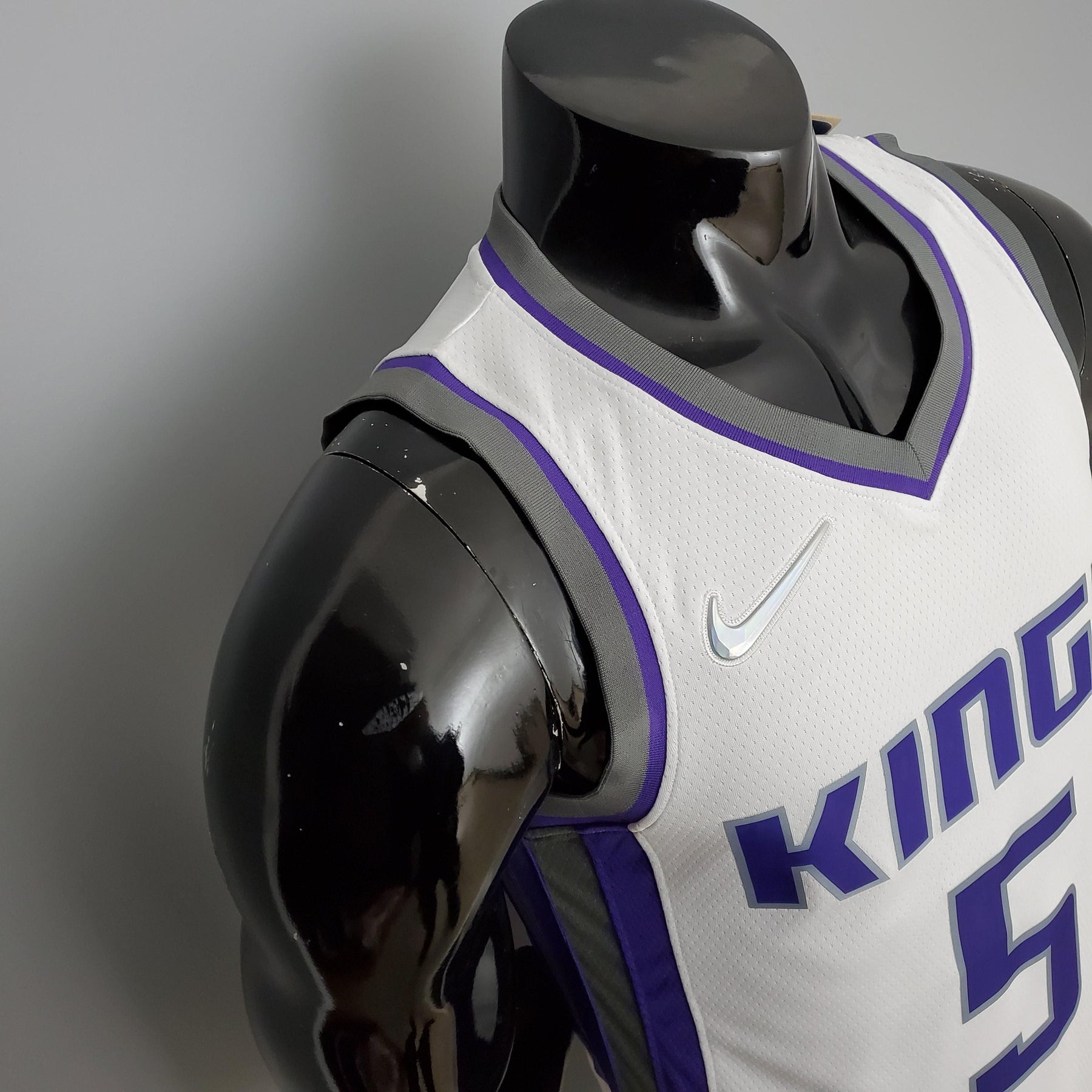 Regata Sacramento Kings NBA 2022 Nike Association Edition Swingman Masculina