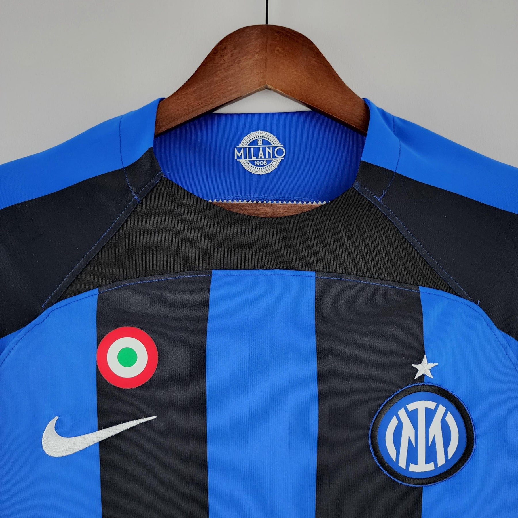 Camisa Inter de Milão Home (1) 2022/23 Nike Torcedor Masculina