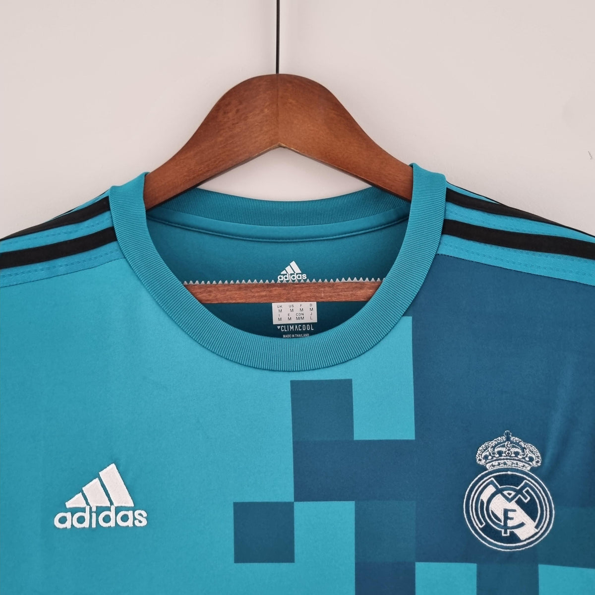 Camisa Real Madrid Third (3) 2017/18 Adidas Retrô Manga Longa Masculina